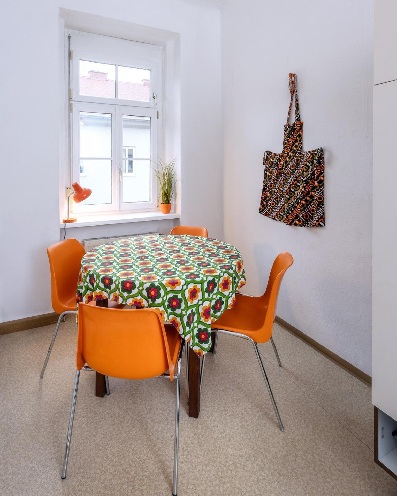 Sunny Citycenter Apartment - Graz Main Station Exterior photo