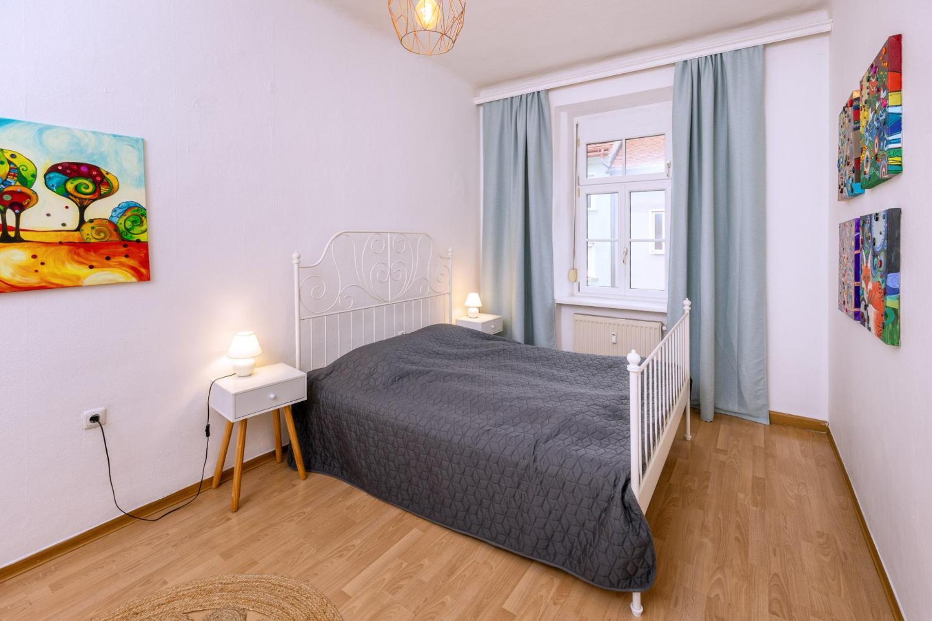 Sunny Citycenter Apartment - Graz Main Station Exterior photo